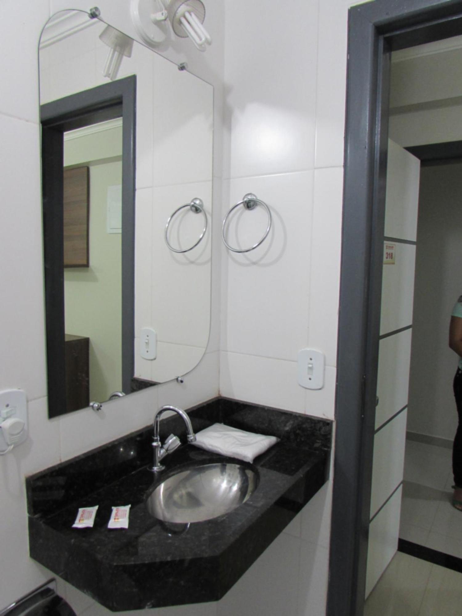 Tapajos Center Hotel Сантарен Экстерьер фото